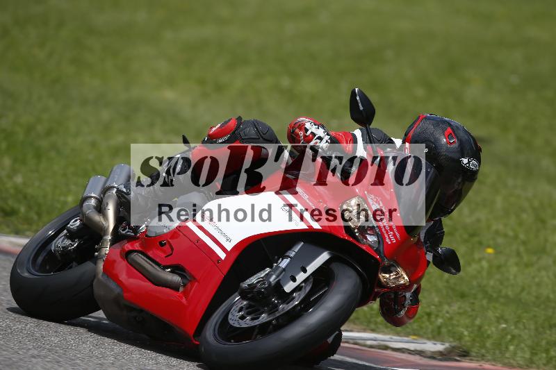 /Archiv-2024/29 12.06.2024 MOTO.CH Track Day ADR/Gruppe gelb/Team